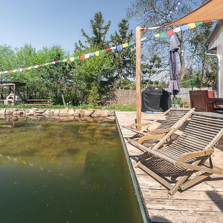Casa de Férias Prirodni Dum V Duchu Velryby V Polabi Kamenne Zbozi