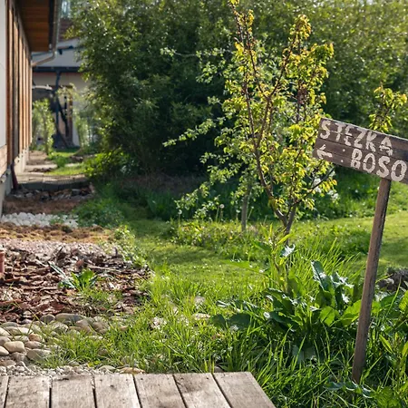 Holiday home Prirodni Dum V Duchu Velryby V Polabi Kamenne Zbozi